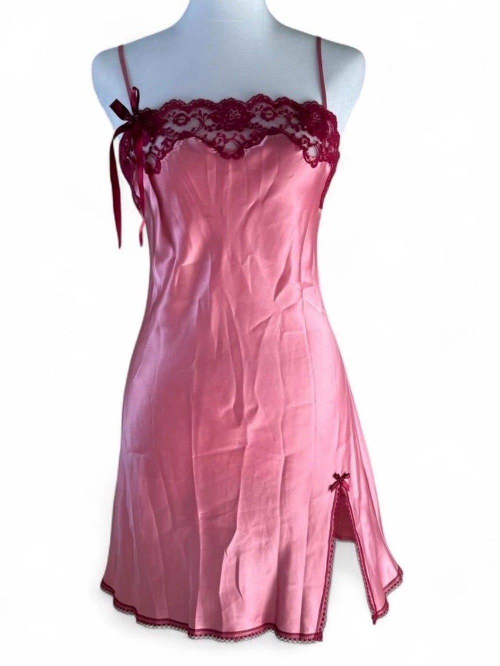 2000s Y2K Victoria’s Secret Silky Pink Lace-Trim Slip Dress